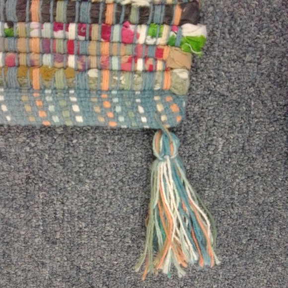 Small Multi-Colored Hand Woven Throw Rug | GUC - Picture 6 of 10